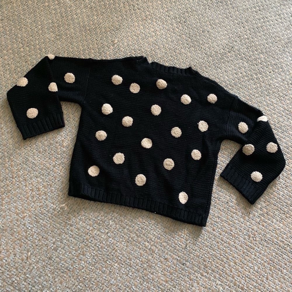 ⚫️ Polka Dot Sweater ⚫️ - Picture 3 of 4